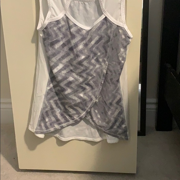 Lululemon Top - Picture 5 of 6